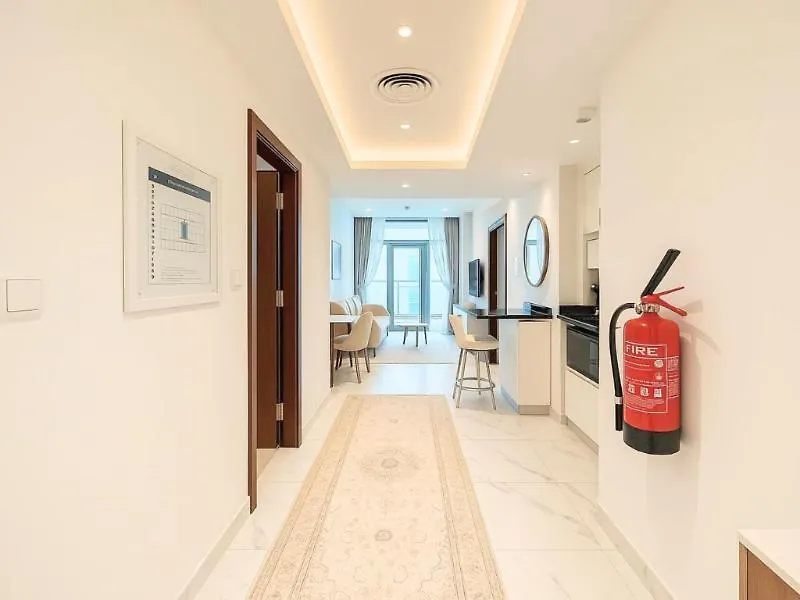 Dreamshoma-1Br Stunning Canal View Dubai Apartment