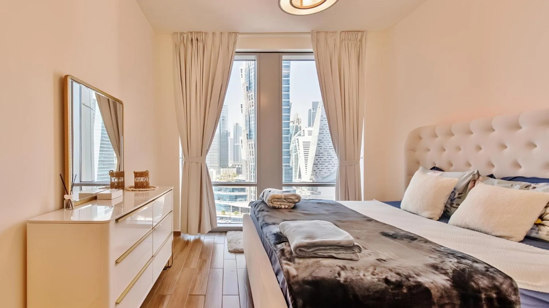 Apartment Dreamshoma-1Br Stunning Canal View Dubai