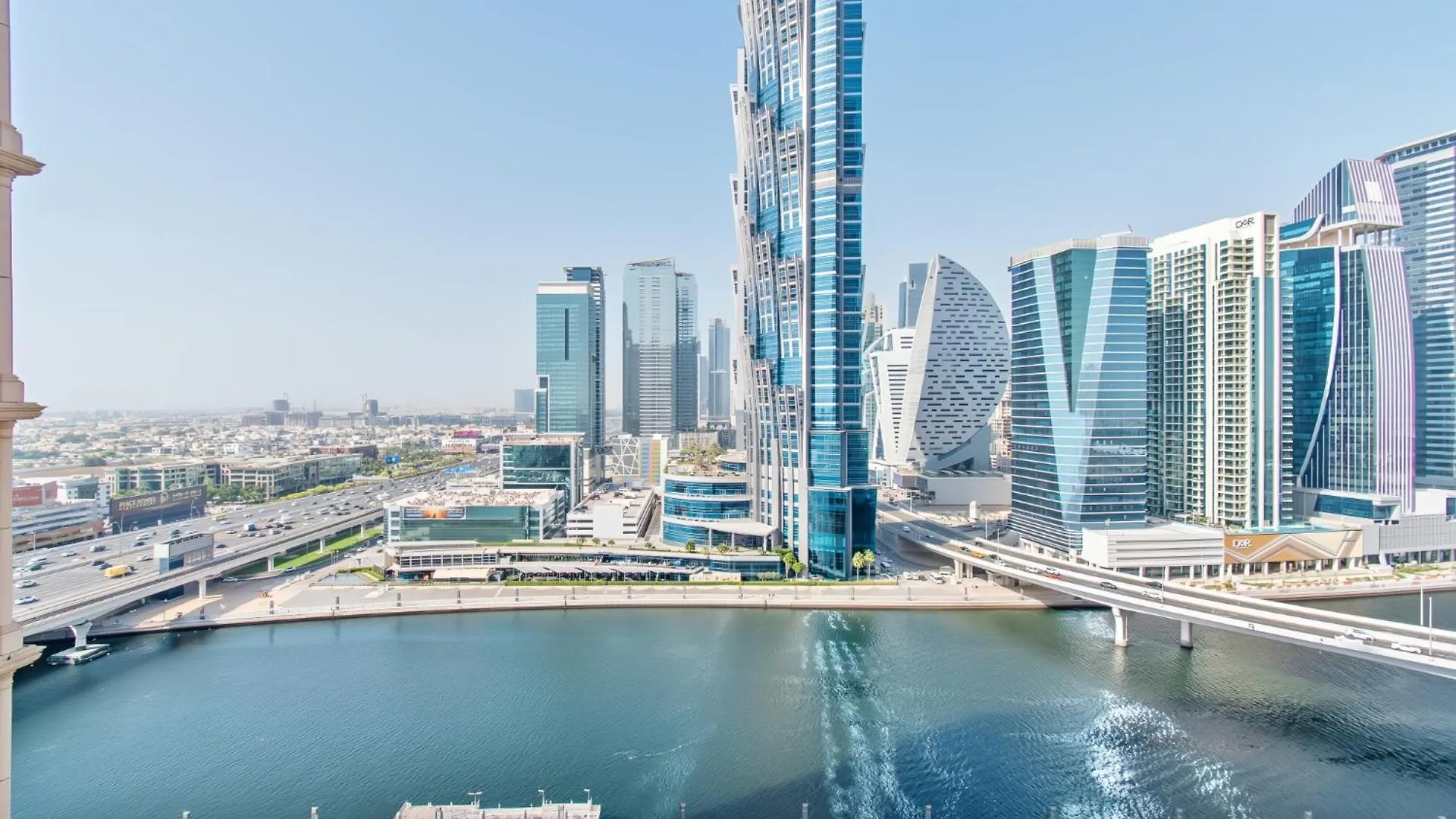 Dreamshoma-1Br Stunning Canal View Dubai